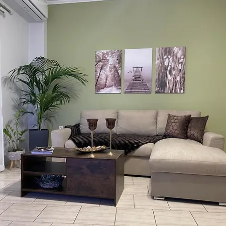 Nemeapolis 1 Lägenhet *